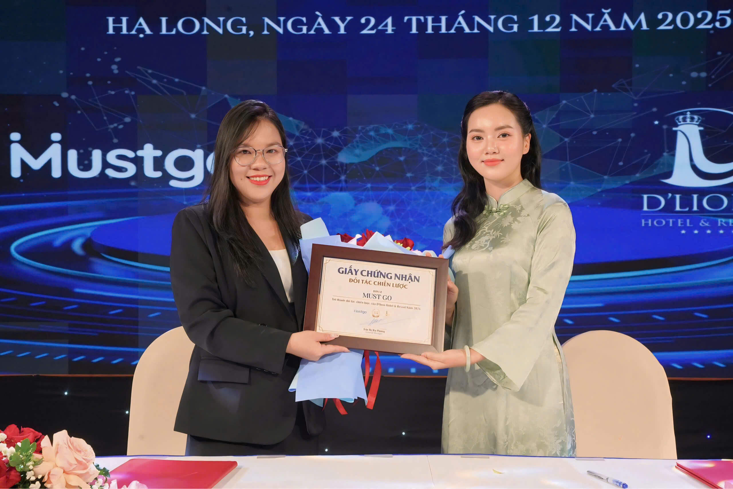 Mustgo ký kết đối tác chiến lược 2026 cùng D’lioro Hotel & Resort Hạ Long