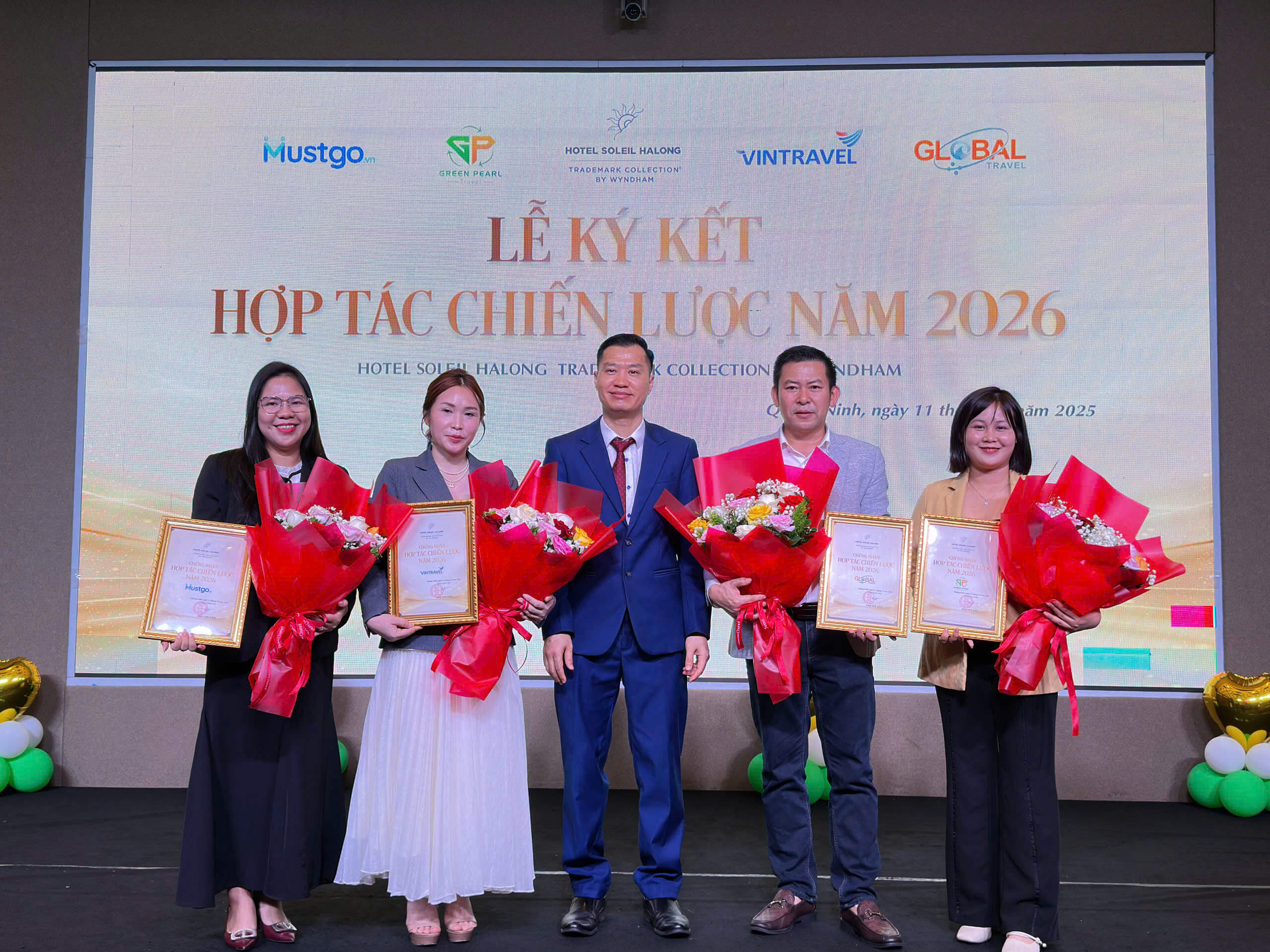 Mustgo ký kết đối tác chiến lược với Soleil Hotel Hạ Long