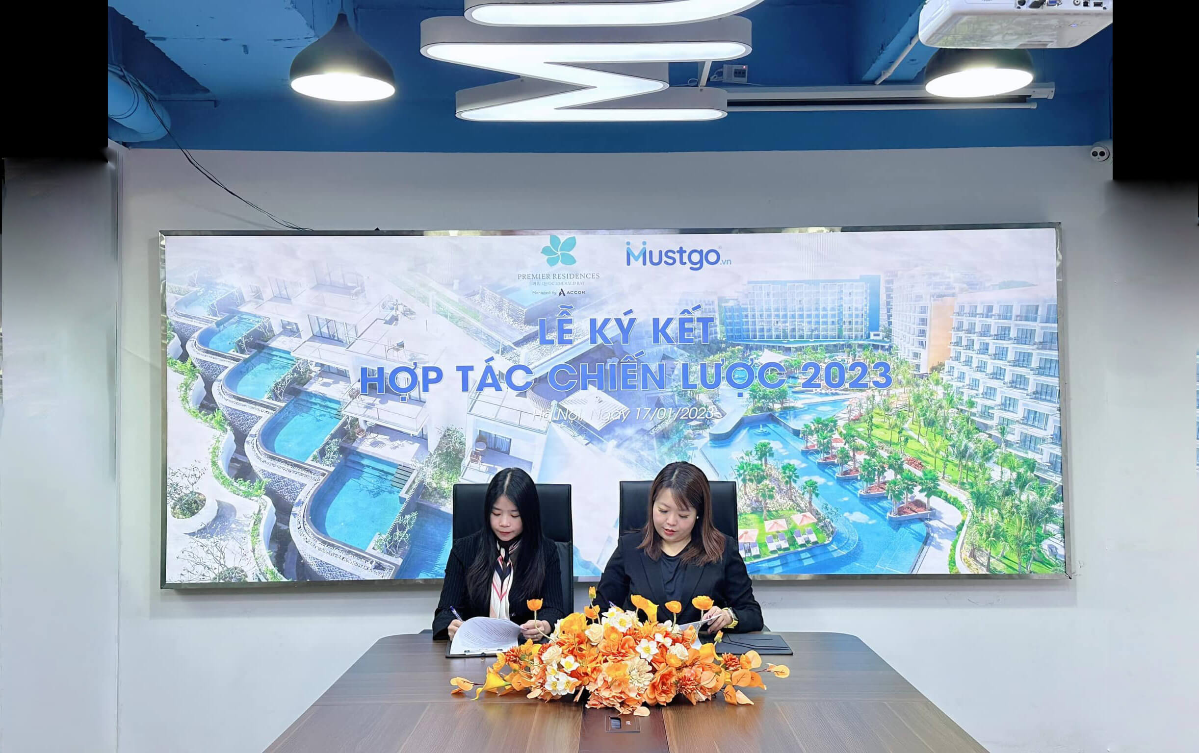 Mustgo ký kết hợp tác chiến lược năm 2023 cùng Premier Residences Phú Quốc Emerald Bay