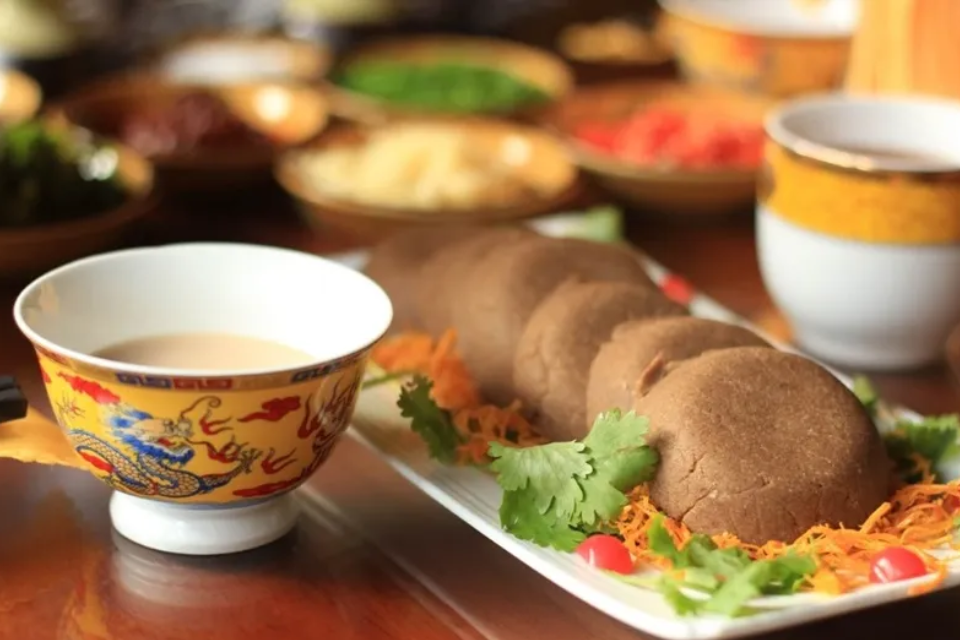 Tour trùng Khánh thành đô Cửu trại câu