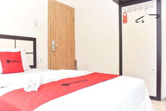 RedDoorz Near Universitas Muhammadiyah Makassar