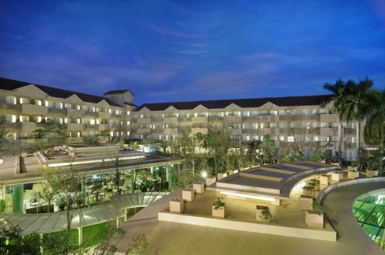 Delonix Hotel Karawang