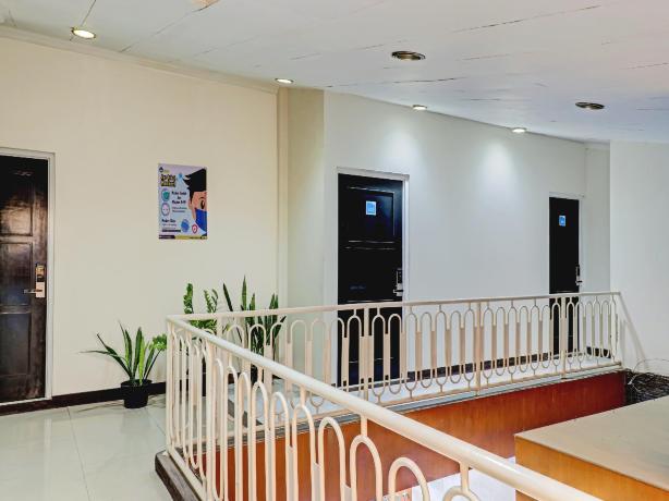 OYO 90278 Hotel Sepuluh Buah Batu Bandung #5