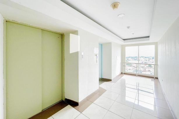 RedLiving Apartemen Green Lake View Ciputat - Aurora Rooms #5