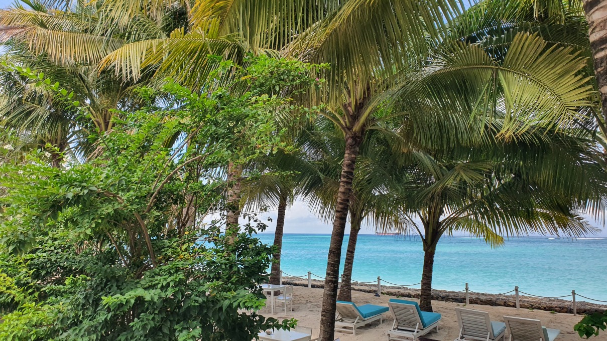 MYAMO BEACH LODGE