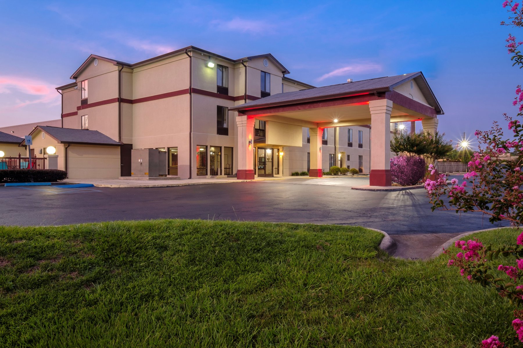 Red Roof Inn & Suites Mobile SW - I-10 #5