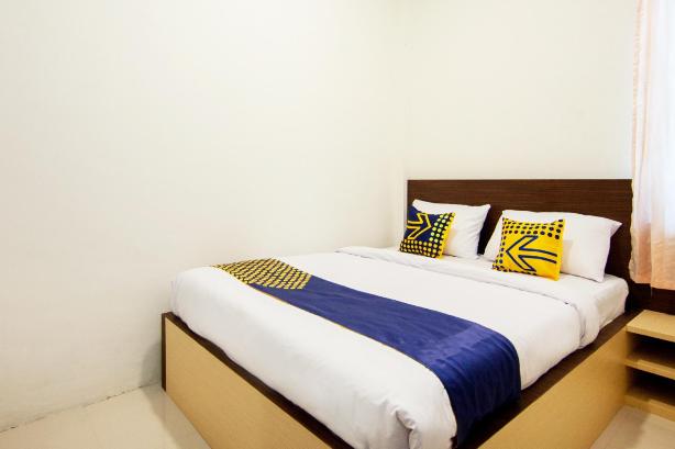 OYO 2220 Pink's Guest House