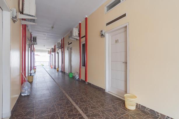 RedDoorz Syariah Near Tugu Pandanwangi Cianjur #5