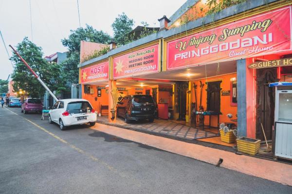 RedDoorz Syariah Near Margahayu Raya #5