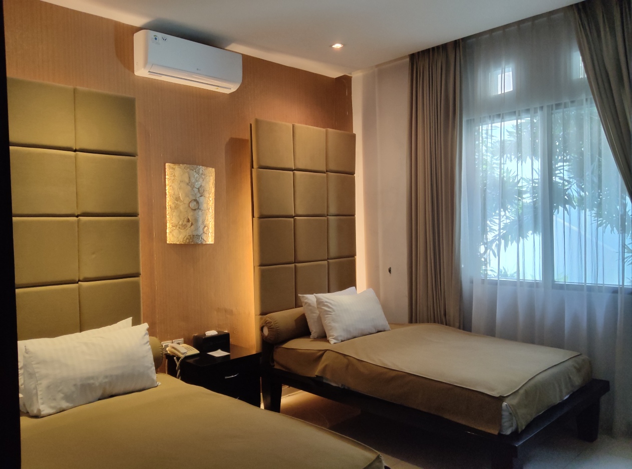 The Radiant Hotel #5