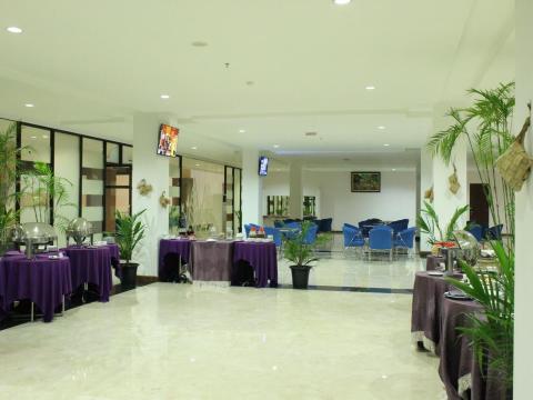 Kyriad Sadurengas Hotel #5