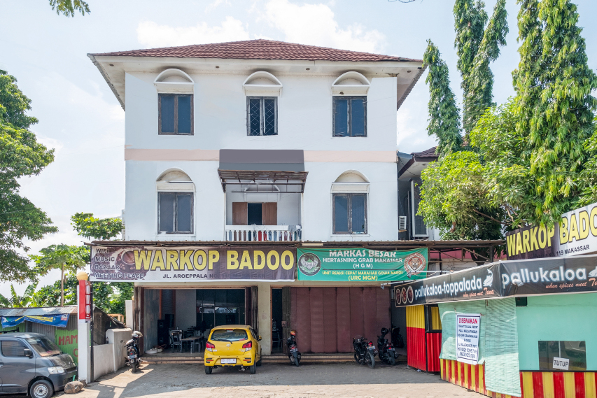 OYO 1906 Zhafira Guest House Syariah