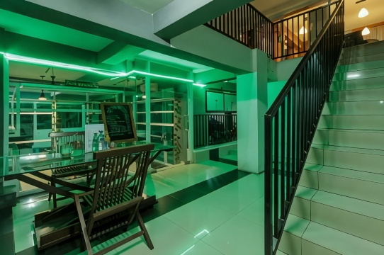 RedDoorz Premium @ Ampera Raya 2 #5