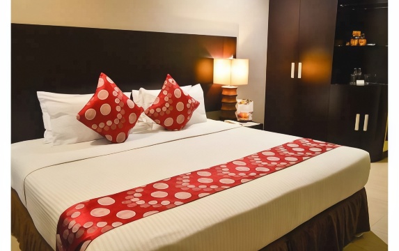 Alpa City Suites Hotel