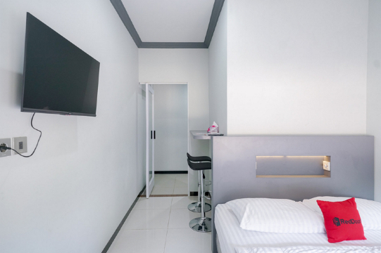 RedDoorz Syariah at Jalan Endro Suratmin Lampung