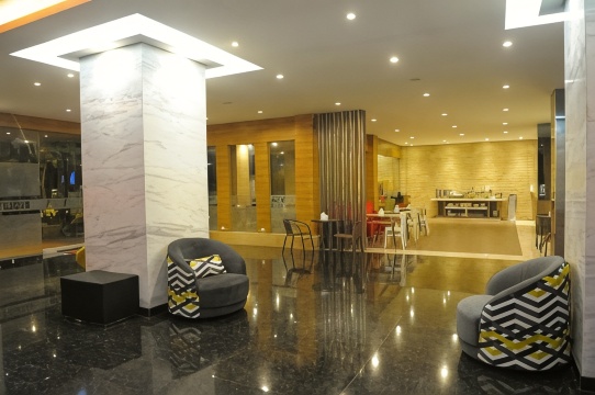 Sylvia Hotel Budget #5