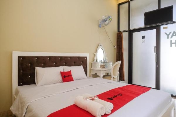 RedDoorz Syariah Near Alun Alun Wonosobo 3
