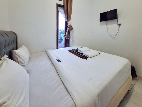 RedDoorz Syariah @Galliano Homestay Bukittinggi
