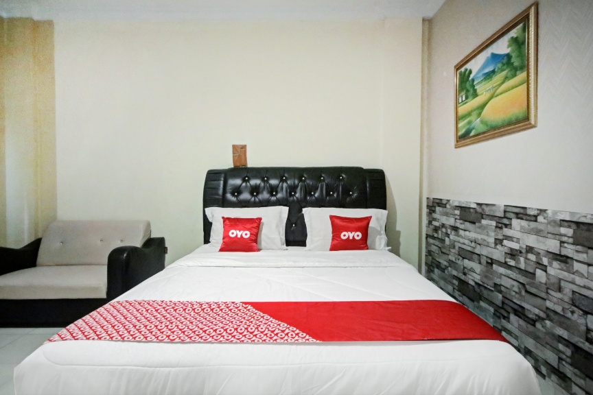 OYO 90381 Belva Guest House #5