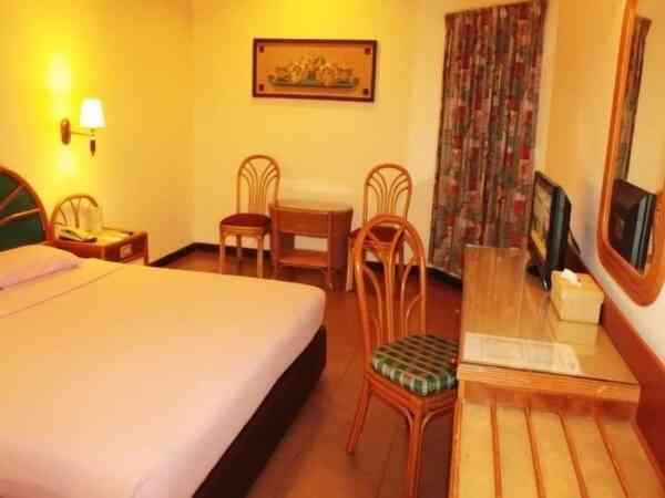 Losari Beach Inn