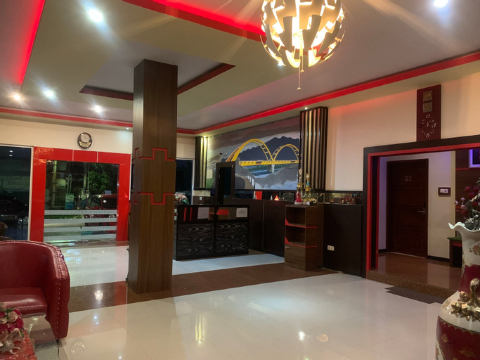 RedDoorz at Brizky Hotel Palu #5