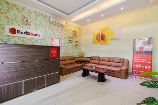 RedDoorz Syariah Near Jam Gadang Bukittinggi 2 #5