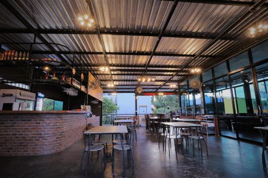 Baan Chang Hotel & Coffee House #5