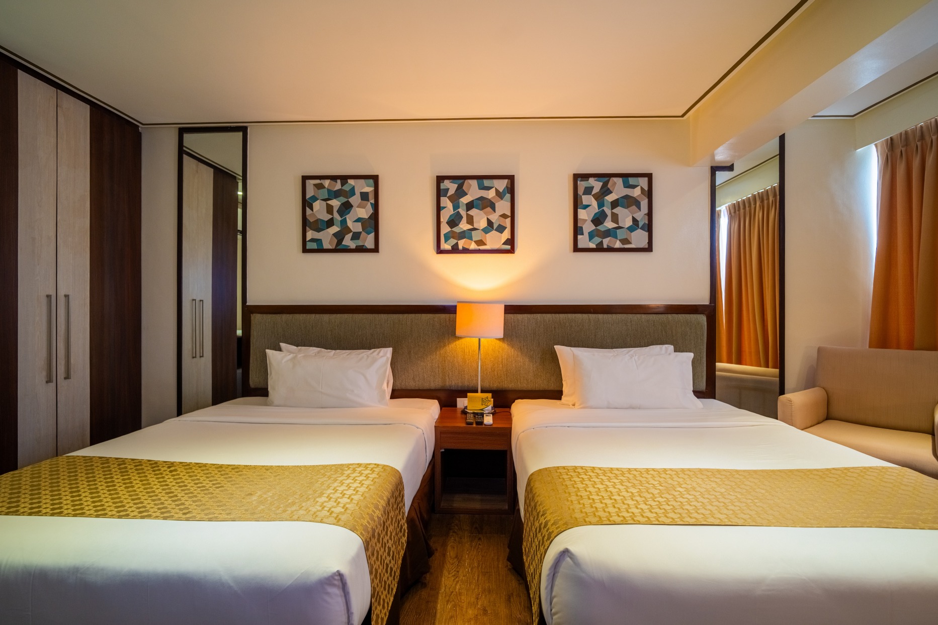 The Isabelle Hotel #5