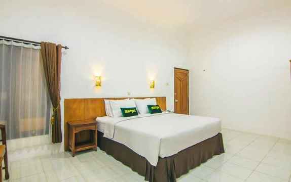 Votel Manyar Hotel #5