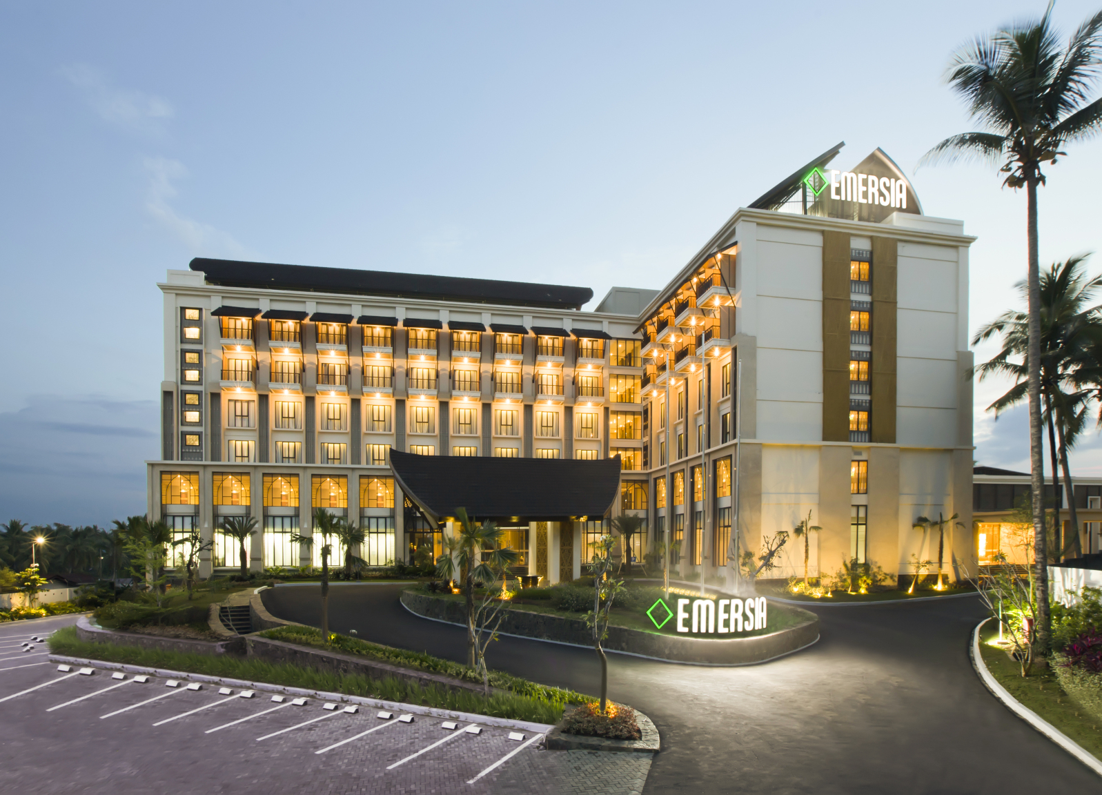 Emersia Hotel & Resort Batusangkar