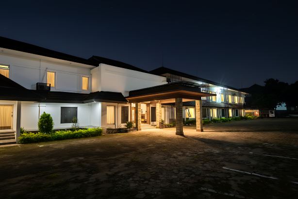 Parama Hotel