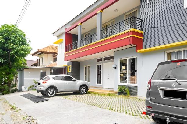 RedDoorz Near Siloam Karawaci 3 #5