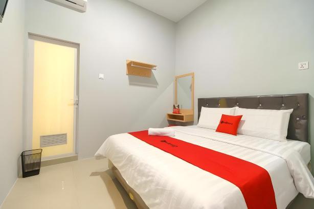 RedDoorz @ Helvetia Medan 2 #5