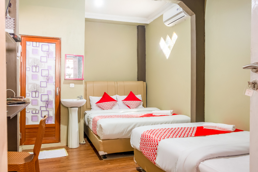 OYO 3046 Homestay Syariah Imah