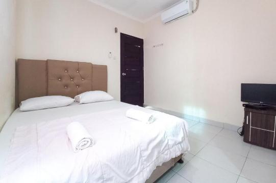 D Cost 19 Syariah Mitra RedDoorz