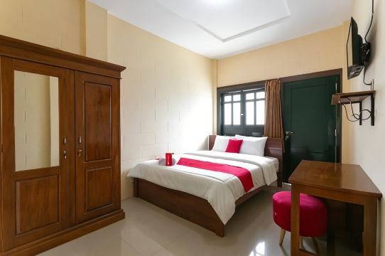 RedDoorz Syariah Near Titik Nol Yogyakarta