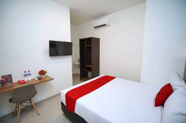 RedDoorz Plus @ Terban Residence