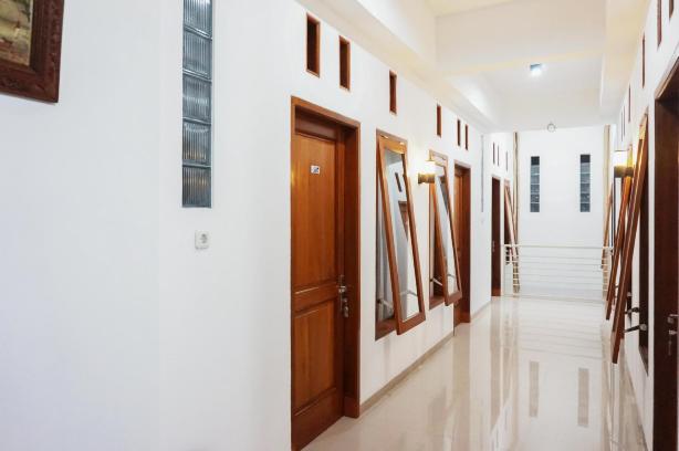 RedDoorz @ Jalan Danau Limboto #5