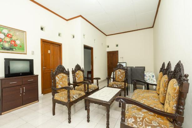 Hotel O Omah Ladrang #5