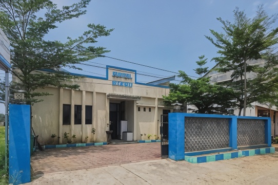 RedDoorz Near Pantai Pancer Door Pacitan