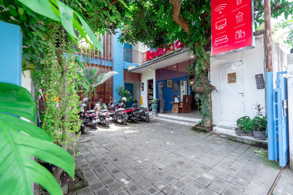 RedDoorz Near Pantai Sanur Bali #5