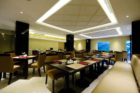 Portola Grand Arabia Hotel #5