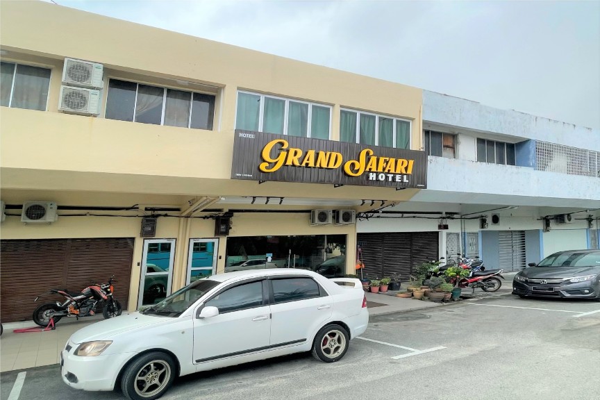 OYO 90369 Safari Hotel Lumut #5