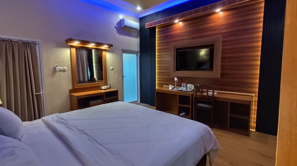 Parai Beach Resort Telengria