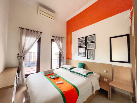 Homestay Syariah Sawitsari Dekat Pakuwon Mall Dan Ugm by Simply Homy