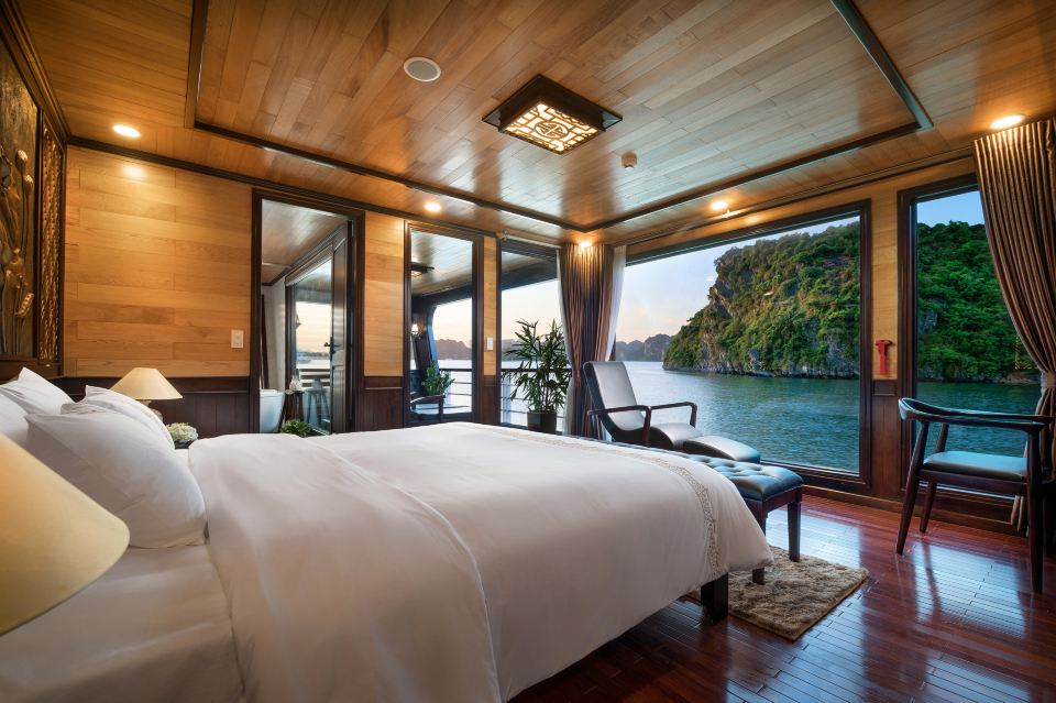 V'Spirit Cruises #5