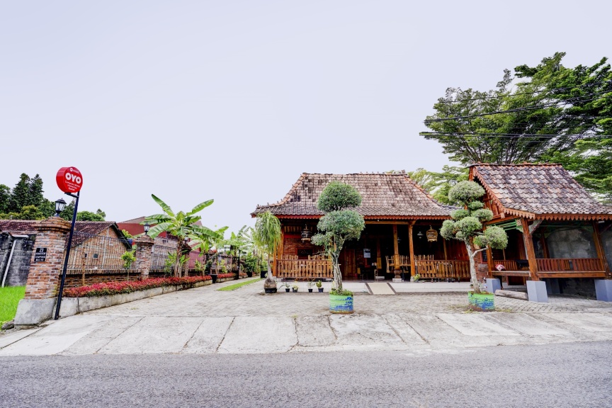 SUPER OYO Collection O 90265 Cempoko Mulyo Homestay Syariah #5