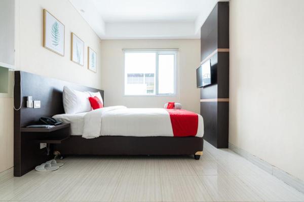 RedDoorz Plus at Harvest Inn Panakkukang