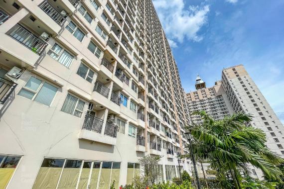 RedLiving Apartemen Margonda Residence 5 - Ens Room with Netflix and Breakfast