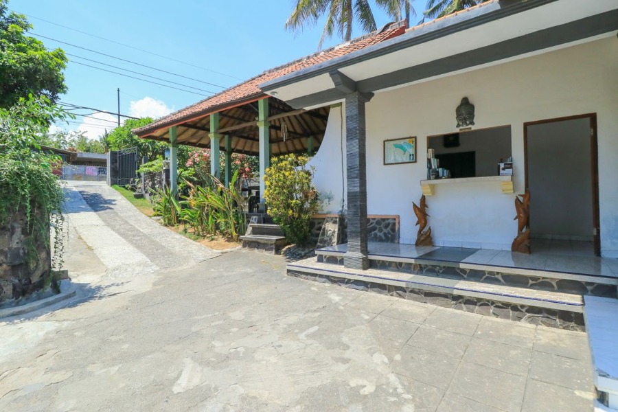 Hotel Tara Bar & Resto Air Sanih #5